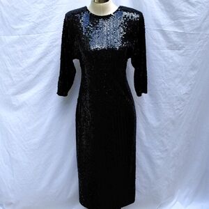 Stunning! Vintage Oleg Cassini black sequin cocktail dress, sz 10, backless